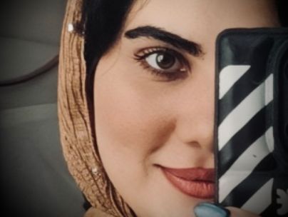 عکس شاعر ملیکاترکزاده